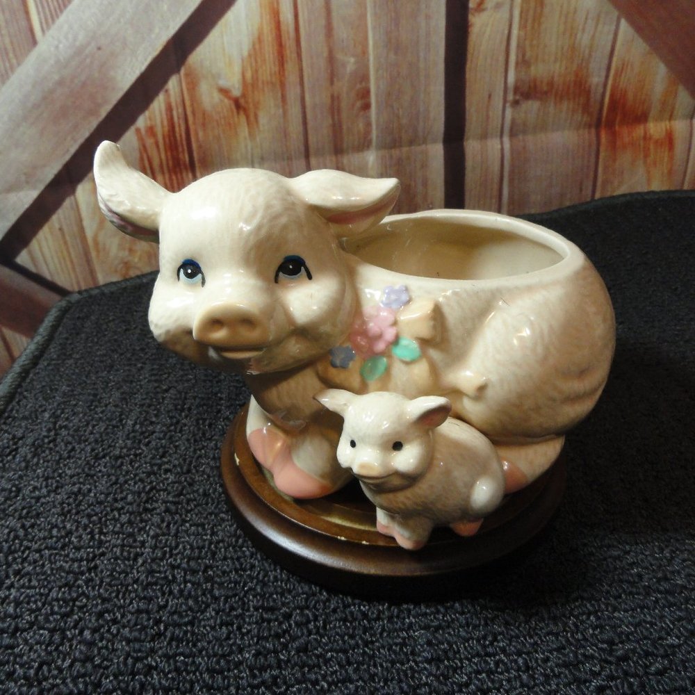 Vtg 1993 Pig & Piggie Small planter~Porcelain~Detailed~Cute~Gently used~